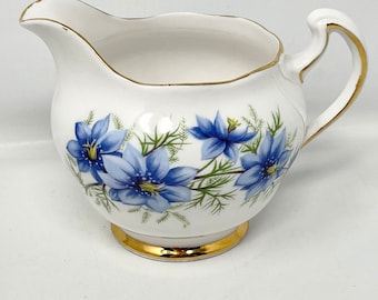 Colclough China Nigella Blaue Blumen - Milchkännchen 7878