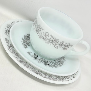JAJ England Pyrex Wild Bryony Trio cup saucer and tea plate 1957