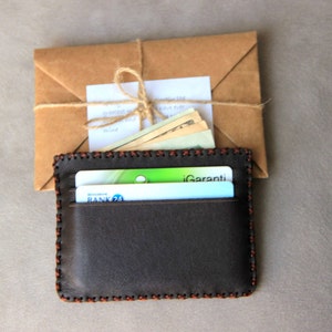 Elegante y delgado titular de la tarjeta de crédito, cosido a mano, cosido a mano Titular de la tarjeta de crédito unisex un regalo perfecto para sus seres queridos, para ella, para él