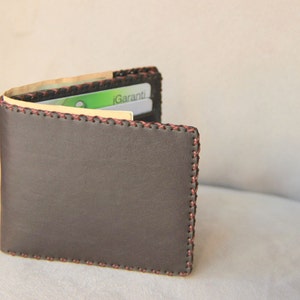 Cartera para hombre cosida a mano de cuero genuino bi-fold personalizable Cartera para hombre cosida a mano un regalo perfecto para sus seres queridos, para él, para papá