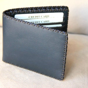 Cartera para hombre cosida a mano de cuero genuino bi-fold personalizable Cartera para hombre cosida a mano un regalo perfecto para sus seres queridos, para él, para papá