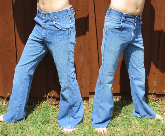 28 x 34 SedgeField Bell bas Jeans avec trous des trous avec et l’effilochage mi lieu Hippie Vintage Boho Denim 684d05 28 x 34 SedgeField Bell bas Jeans avec trous des trous avec et l’effilochage mi lieu Hippie Vintage Boho Denim 684d05