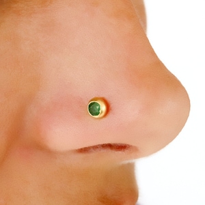 Gold Nose Stud, Green Onyx Nose Stud, Gemstone Nose Stud, Indian Nose Stud, Tribal Nose Stud, Nostril Piercing, 3mm Nose Stud, Nose Pin