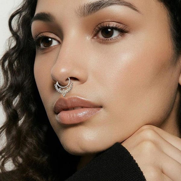 Abha Silver Septum Ring – Indian Tribal Style, 18G/16G Piercing