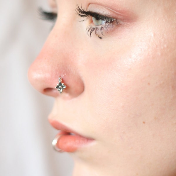 Silver Flower Nose Ring, Indian Nose Hoop, Tribal Nose Stud, Lotus Nose Ring, Floral Nose Ring, Nose Piercing, Nostril Jewelry