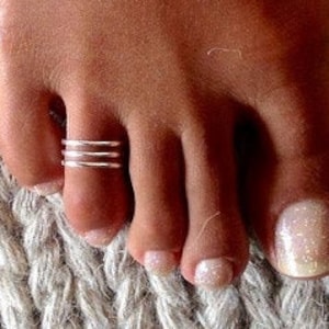 Beautiful Sterling Silver Toe Ring - Adjustable Toe Ring - Plain Toe Ring - Foot Accessories - Midi Toe Ring - Band Toe Ring - Toering  (T8)