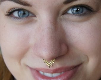 Asim Gold Septum Ring - 16G Septum Ring - Tribal Septum Ring - Indian Septum Ring - Septum Jewelry - Septum Piercing (G11)