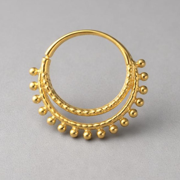 Anillo étnico de oro para el tabique nasal – Diseño tribal de puntos, aro de plata de ley (18G)