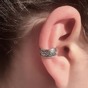 Silver Ear Cuff - Ear Wrap - Fake Ear Cuff - Earcuff Jewelry - Cuff Earrings - Wrap Earrings - Cartilage Earring - Non Pierced Ear Cuff