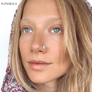 Piercing al naso in argento sterling placcato oro con turchese indiano, gioielli tribali