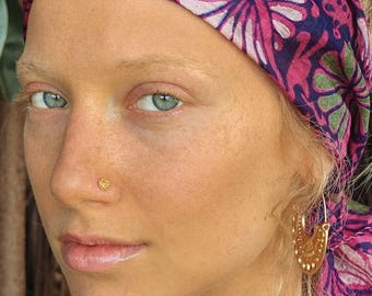 Clou de nez en or - petit clou de nez - petit clou de nez - clou de nez tribal - clou de nez indien - bijoux de nez - piercing de nez - narine (NG18)