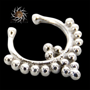 Fake Septum Ring - Faux Septum Ring - Fake Piercing - Clip On Piercing - Clip On Septum - Septum Jewelry - Septum Cuff - Nose Jewelry SF21S