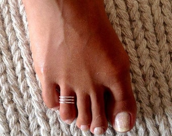 Beautiful Sterling Silver Toe Ring - Adjustable Toe Ring - Plain Toe Ring - Foot Accessories - Midi Toe Ring - Band Toe Ring - Toering (T8)