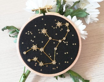 Virgo, hand embroidery, constellation of the zodiac artwork // Vierge, broderie à la main, constellation du zodiaque art//
