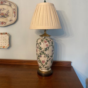 Chinese Pink Peony Porcelain Vase Table Lamp