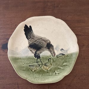 Antique Choisy le Roi Majolica Hen Plate Circa 1900