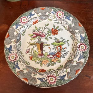 Masons Ironstone Table and Flower Pot Dinner Plate c. 1825+
