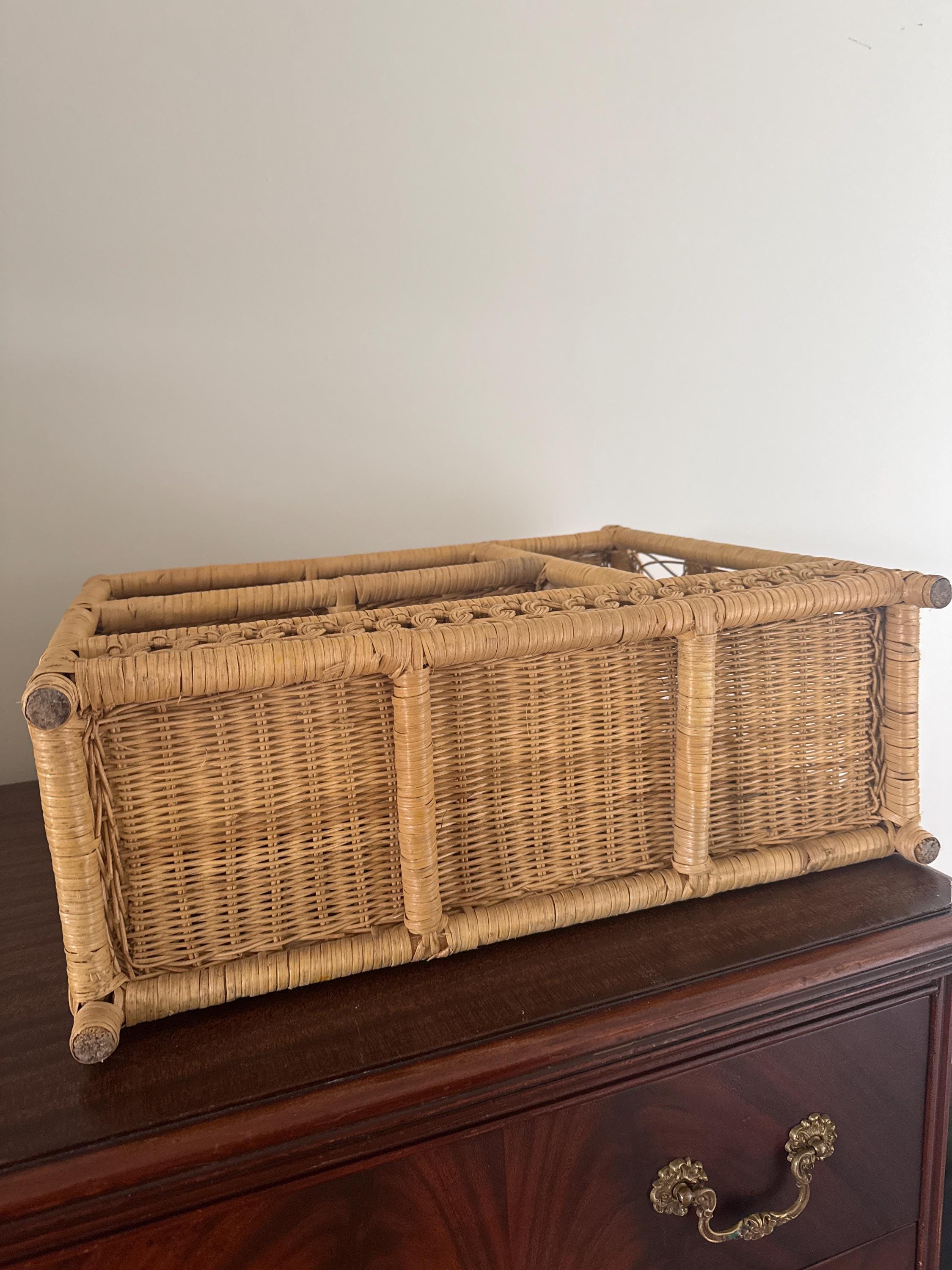 ヴィンテージ　3段ラック　ウィッカー　ラタン家具 ヴィンテージ ナチュラル ウィッカー ラタン 壁掛け 3段 収納ラック