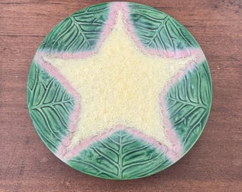 Plato antiguo etrusco de mayólica con forma de estrella de coliflor de 9 pulgadas