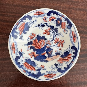 Early 19th Century English “Japan” Porcelain Saucer Small Plate