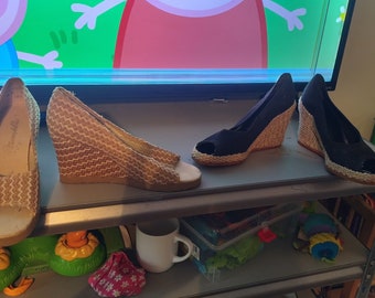 1960 vintage deadstock cuñas femeninas 7. b o 8 b zapato nuevo viejo hecho usa sandle plataforma tacón rosa azul o negro usar camiseta pantalón jean