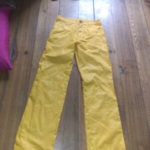 Dee cee 1980s vintage 29x31 hi waisted yellow pants made uSA jeans 5 pocket straight leg wear sneakers t shirt shoes boots jacket image 6