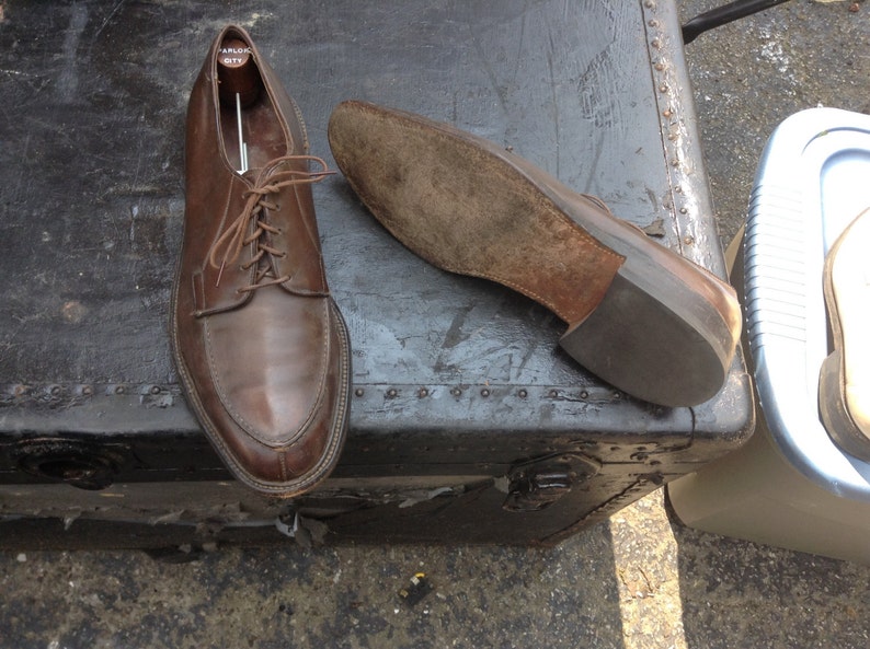 allen edmonds shoe shine