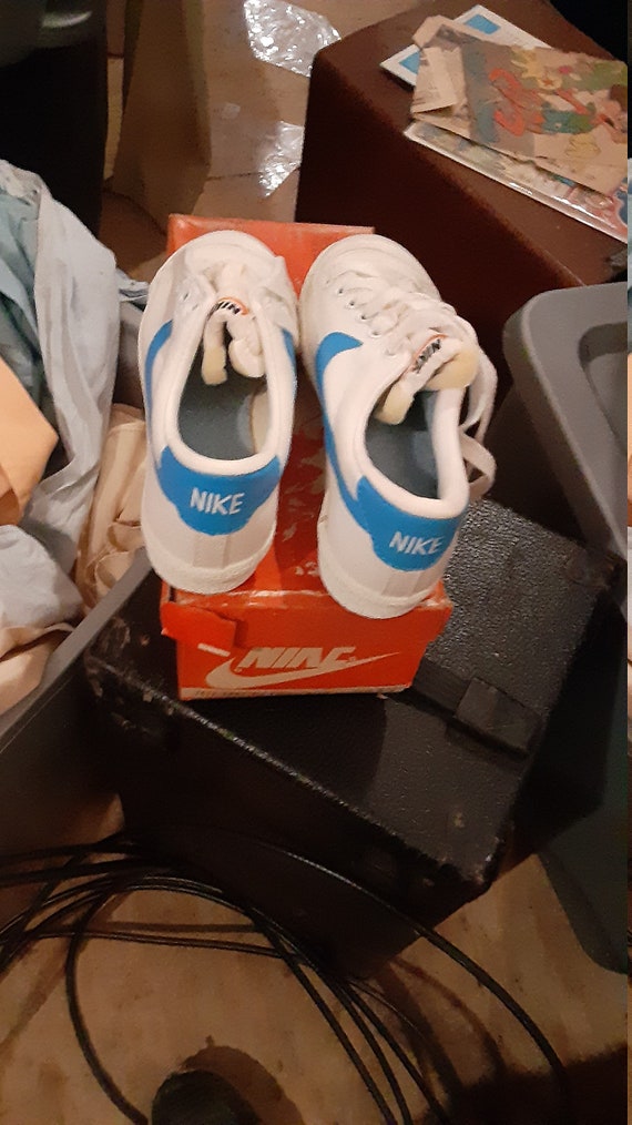 deadstock vintage nike