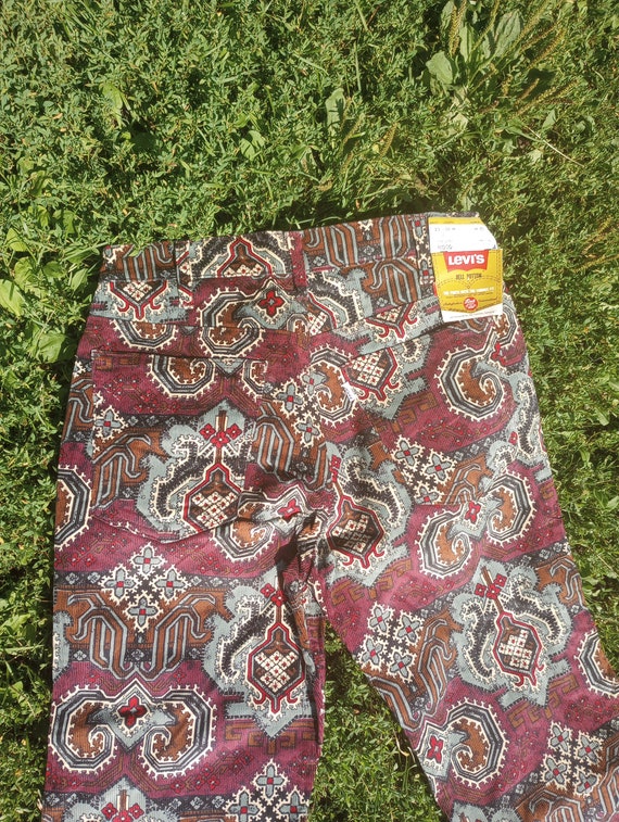 Vintage deadstock Levi corduroy Aztec bell bottom… - image 9