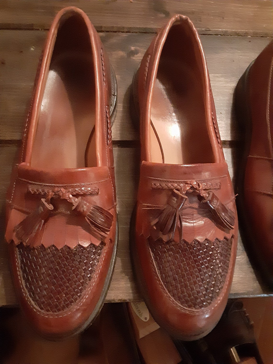 allen edmonds shoe shine