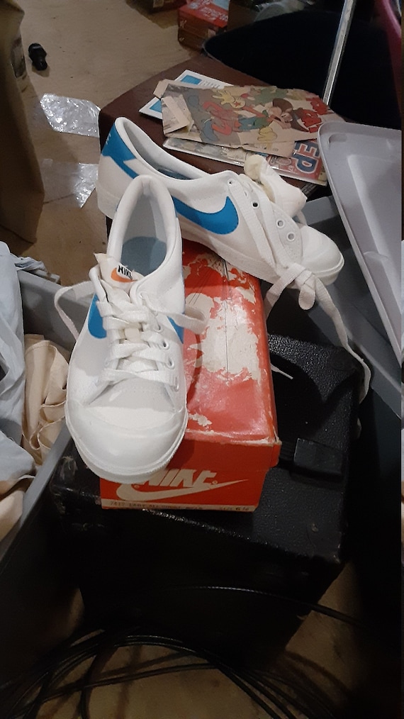 Nike all shop court low vintage