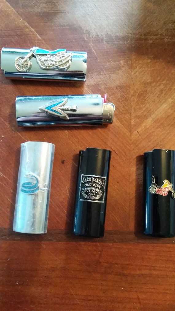 vintage lighter cases with turquoise Harley David… - image 1