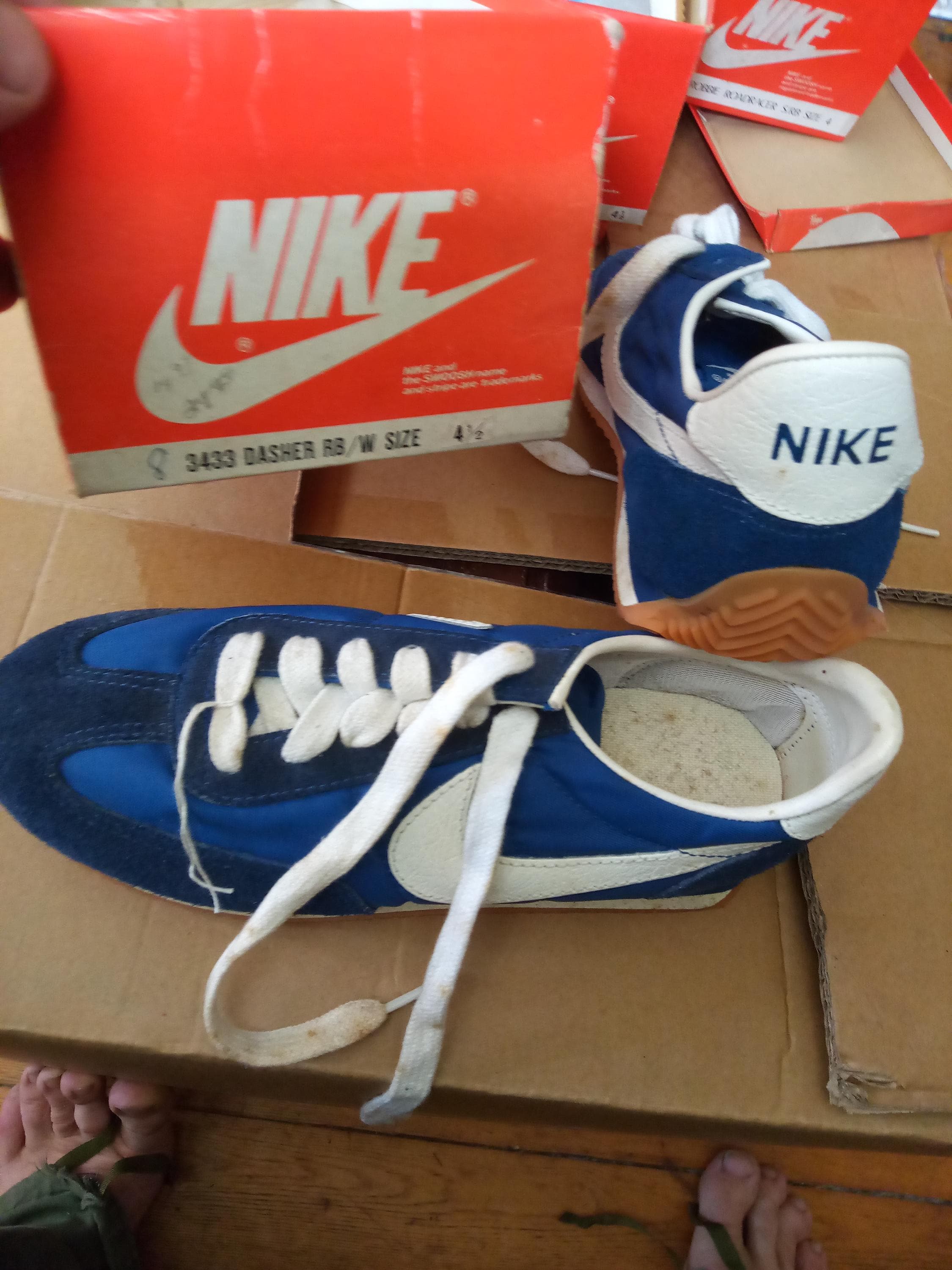 nike track racer vintage