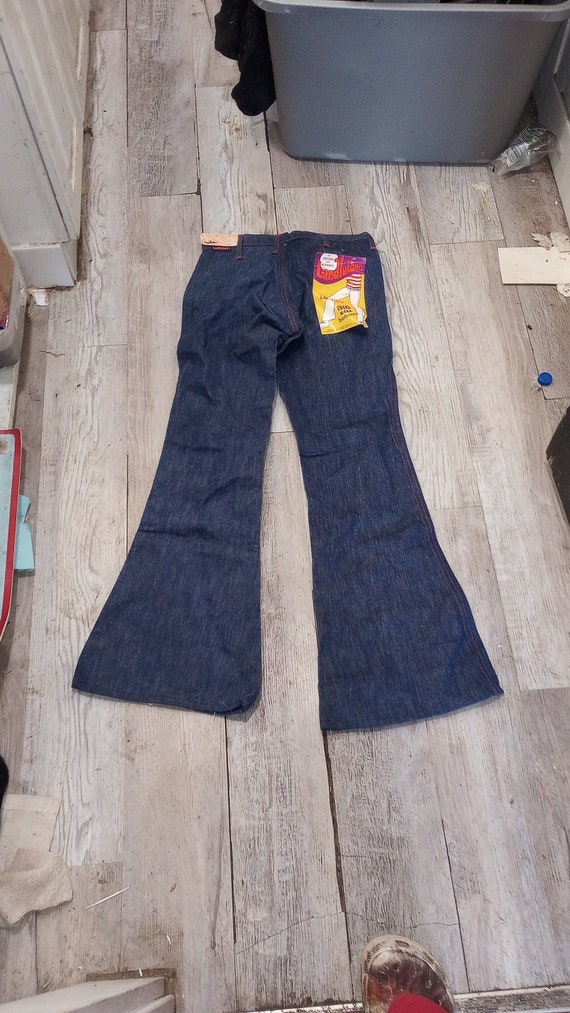 Landlubber low cut rise bellbottom denim vintage d