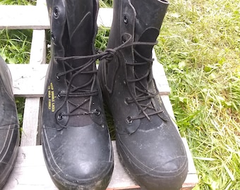 Rubber United States america made military Mickey Mouse boots extreme cold insulated shoes vintage men pick size wear jean pant t shirt coat