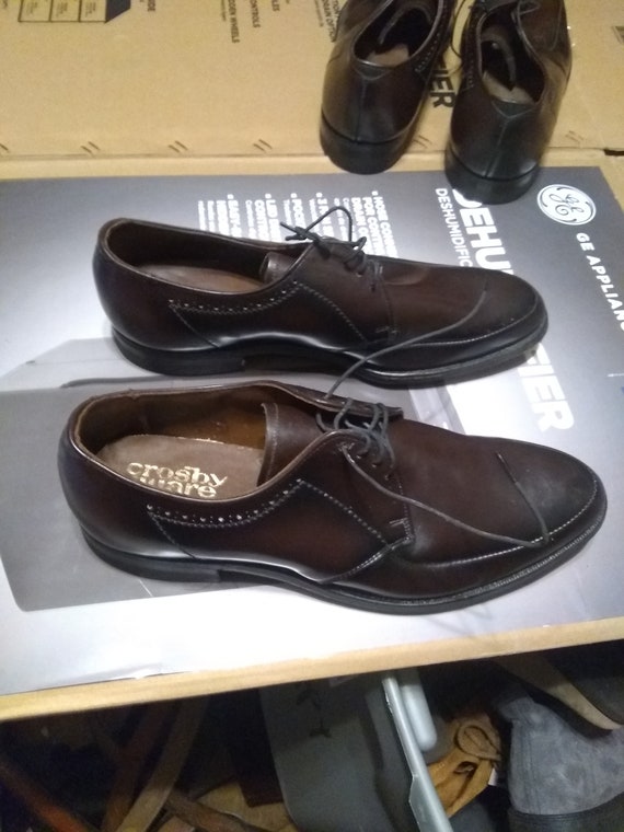 Dress shoes shop with wheels