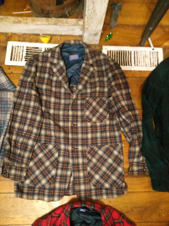 Pendleton or Woolrich men medium or large vintage… - image 3