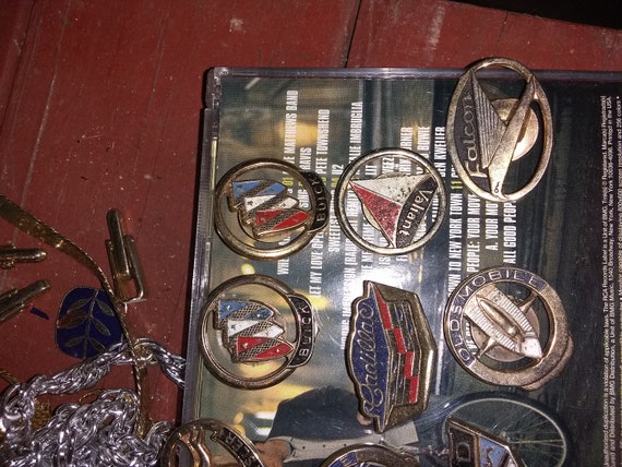 1950s car automobile emblems lot metal decorationick … - Gem