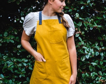 Canvas cross back apron/cotton apron/artists apron/painters apron/ printers apron/ canvas apron/ apron with pockets