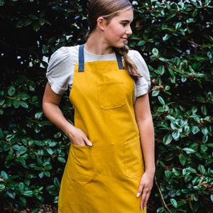 Canvas cross back apron/cotton apron/artists apron/painters apron/ printers apron/ canvas apron/ apron with pockets image 1