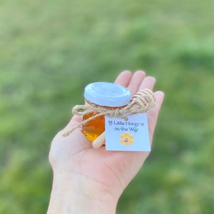 Personalized honey favorswedding favors,honey party favors,honey dippers,mini honey jars,bee party,baby shower favors, Square white