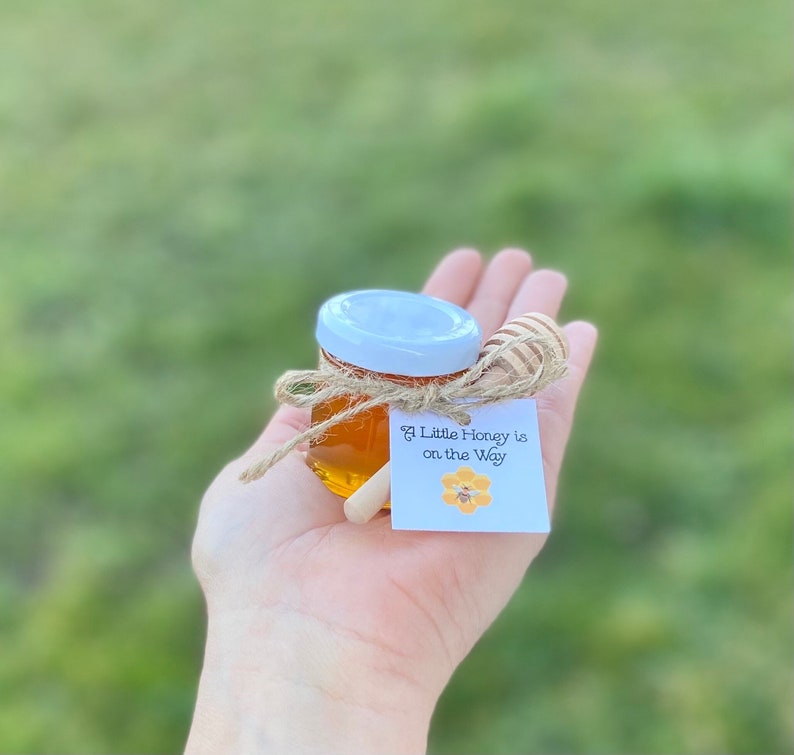 Personalized honey favorswedding favors,honey party favors,honey dippers,mini honey jars,bee party,baby shower favors, Square white