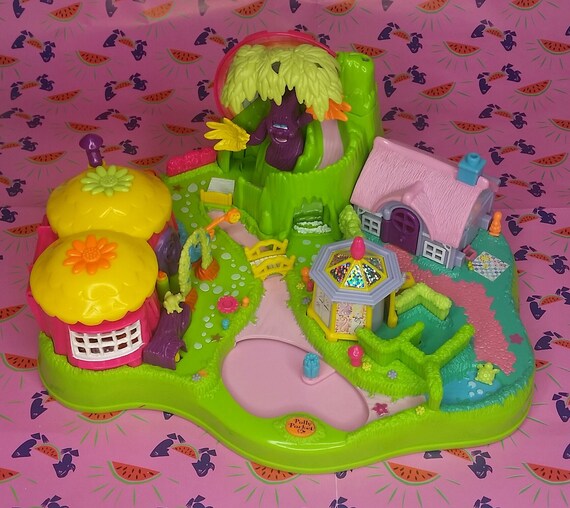 polly pocket magical movin fairyland