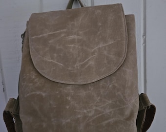 Backpack, waxed canvas, khaki
