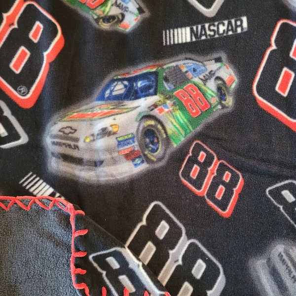 Dale Earnhardt Jr. NASCAR #88 Manta polar