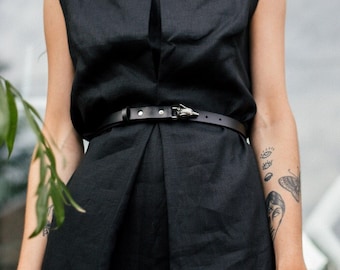 Silver Matte Wolf Buckle Leather Skinny Belt