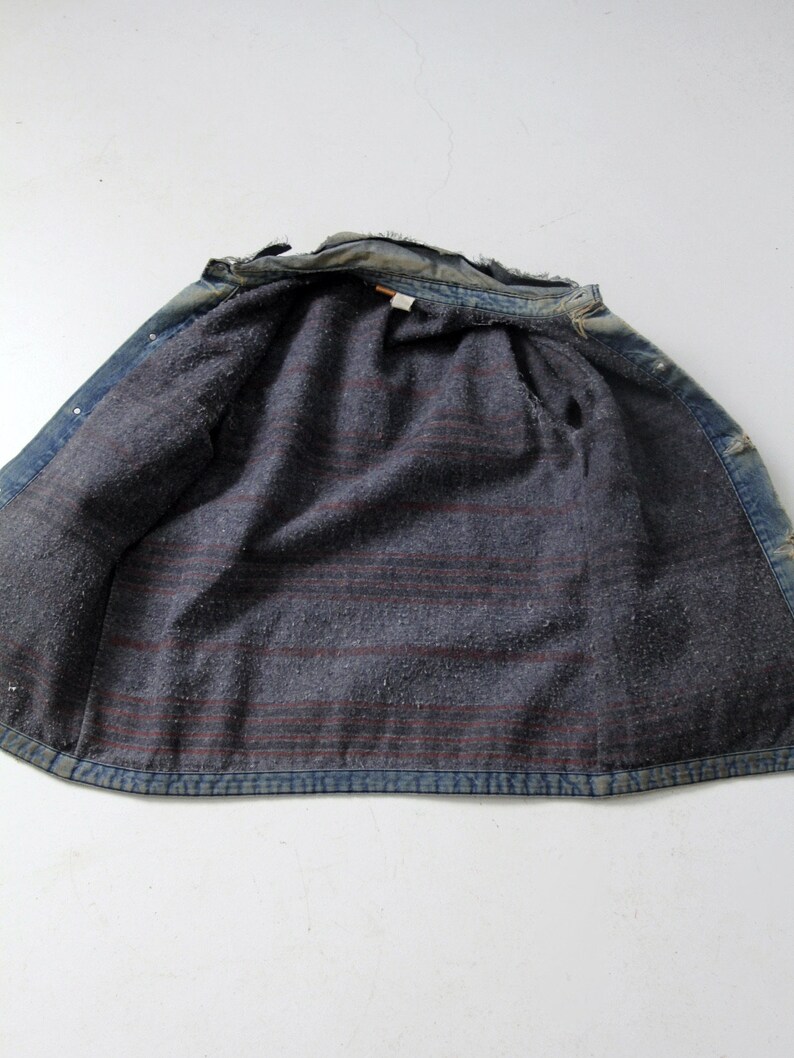 vintage Big Ben distressed denim chore coat, blanket lined barn jacket image 7