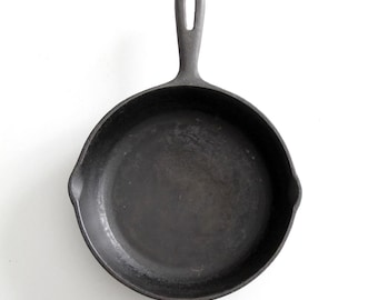 Vintage Gusseisen 8 Zoll Pfanne