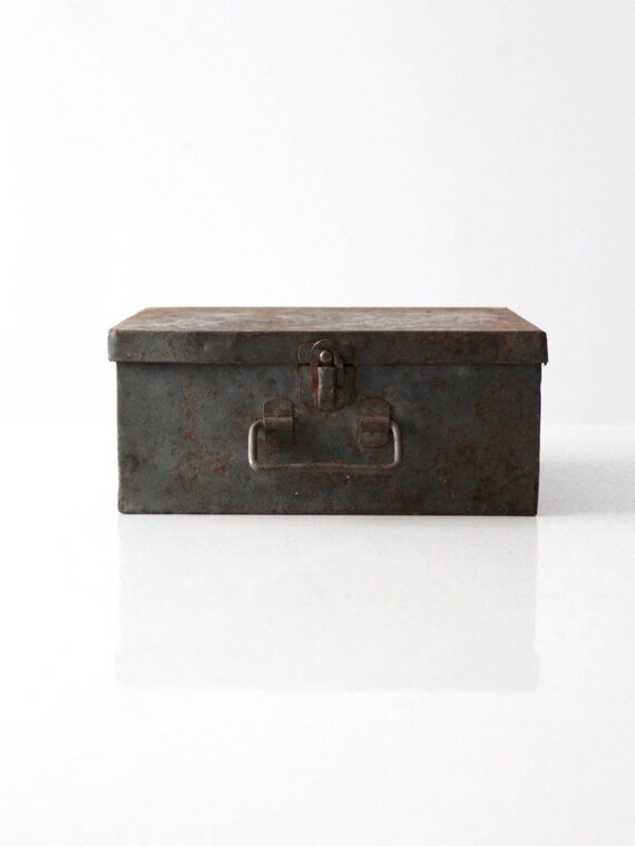 Vintage Metal Box Vintage Storage Case Etsy