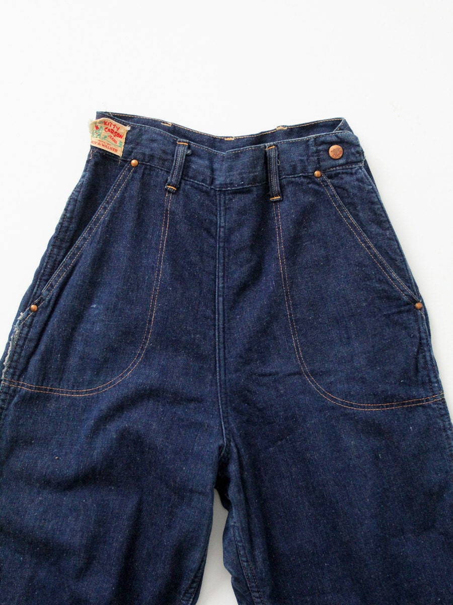 Carson jeans store